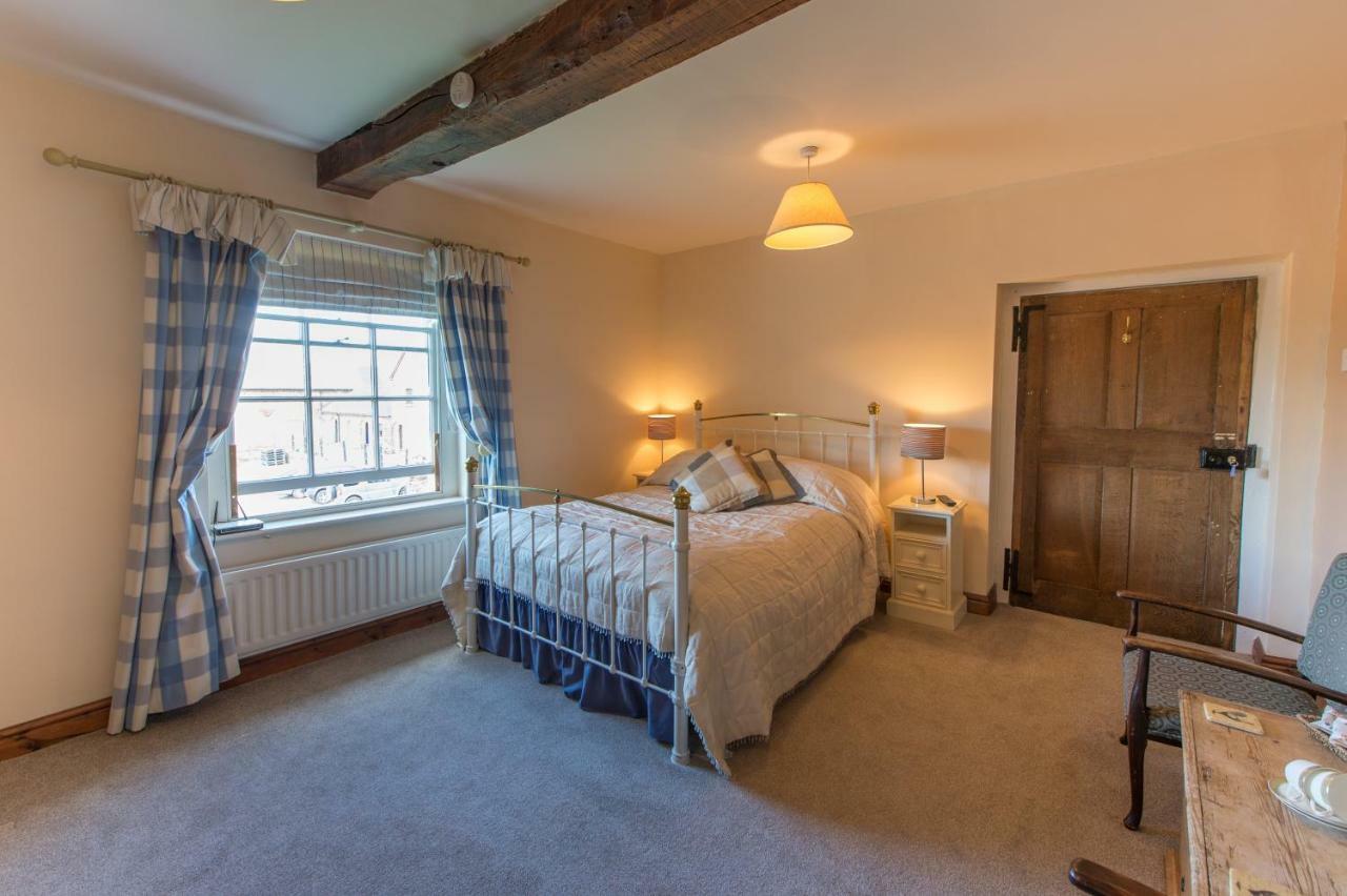 Bed and Breakfast Moreton Hall Farm Newport  Exterior foto