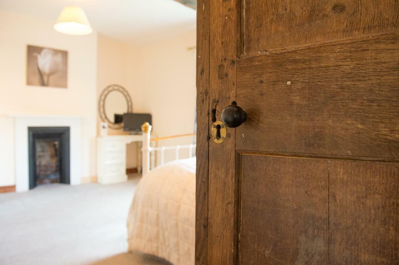 Bed and Breakfast Moreton Hall Farm Newport  Exterior foto